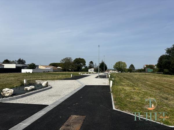 TERRAIN 313 m2- ARVERT - Viabilisé- Prêt à construire