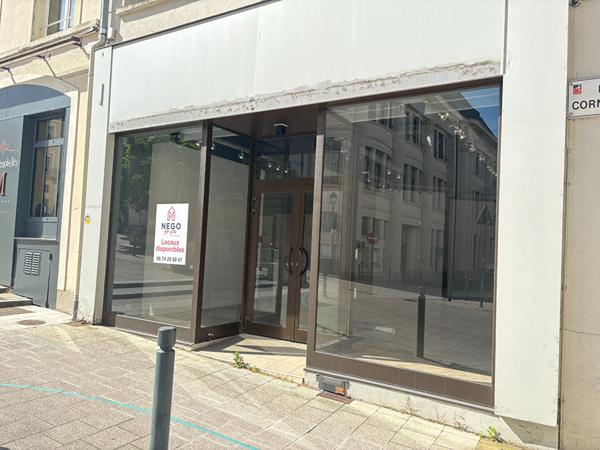 Local commercial hyper centre Angers