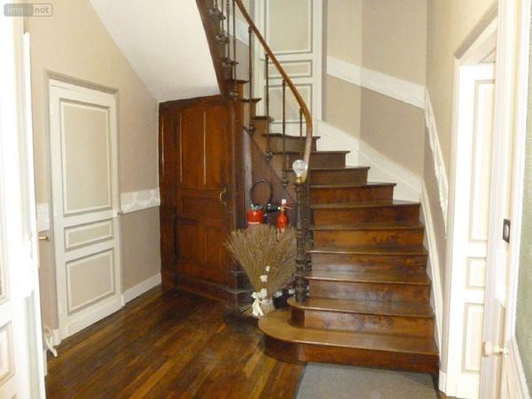 Maison à vendre à Saint-Aulaye-Puymangou en Dordogne (24410), ref : 077/970