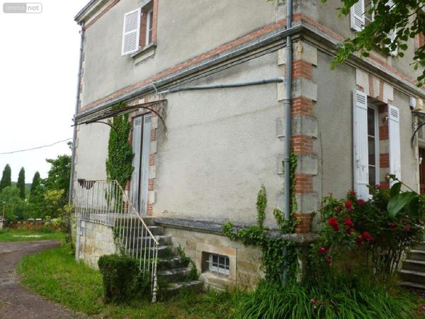 Maison à vendre à Saint-Aulaye-Puymangou en Dordogne (24410), ref : 077/970