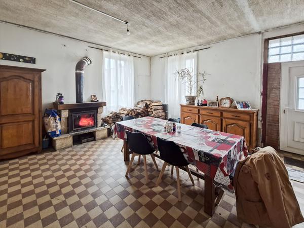 Maison Saint Pierre Montlimart 121 m²