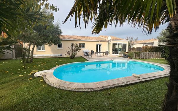 Maison à vendre    5 pièces •  Saujon