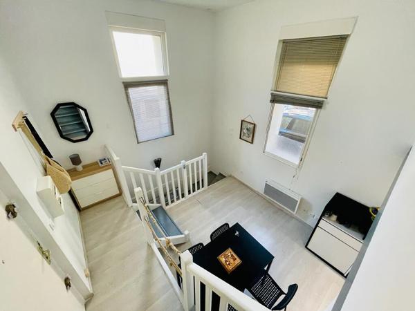 SETE CENTRE Appartement T3 triplex atypique meublé