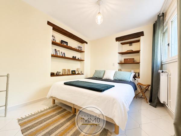 Maison 6 pièce(s) 3 chambre(s) 205 m²