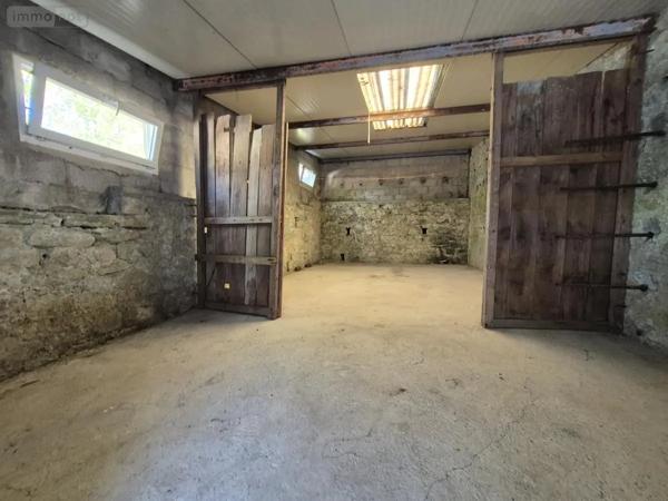 Achat - Fonds et/ou murs commerciaux Pontivy 56300 213 m 2 374 m 2