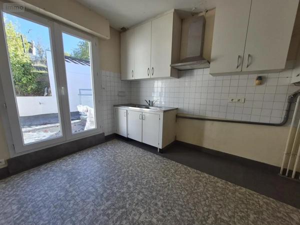 Achat - Fonds et/ou murs commerciaux Pontivy 56300 213 m 2 374 m 2