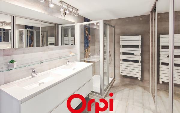 Appartement à vendre    3 pièces • 50,06 m2 Bandol