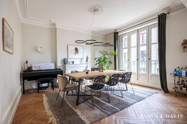 NANTES – DOBRÉE | 134 m² | 5 PIÈCES | 2 CHAMBRES + BUREAU | ASCENSEUR | PARKING PRIVATIF | CAVE