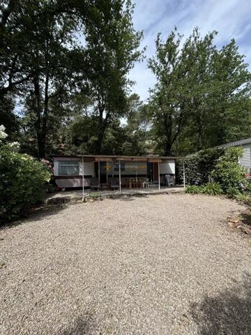 Vente                                                      Terrain
                        
                                         207 m2                     à Fréjus