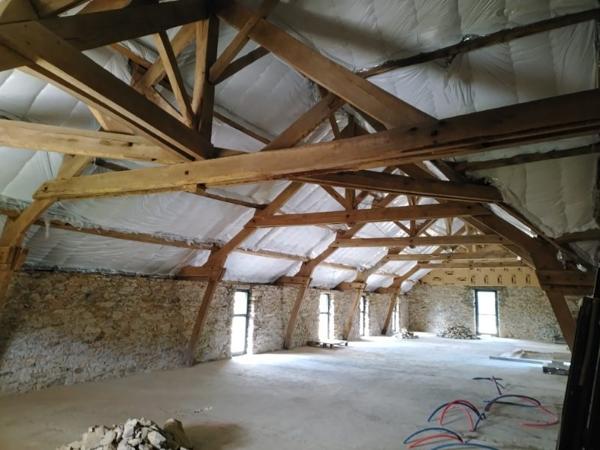 ENSEMBLE IMMOBILIER POUR EVENEMENTIEL