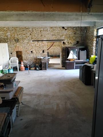 ENSEMBLE IMMOBILIER POUR EVENEMENTIEL
