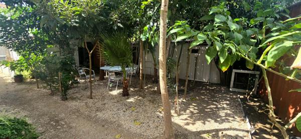 Elne Villa 4 faces 5 pièces de 150 m2 avec terrain de plus de 600 m²