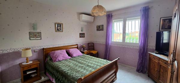 Elne Villa 4 faces 5 pièces de 150 m2 avec terrain de plus de 600 m²