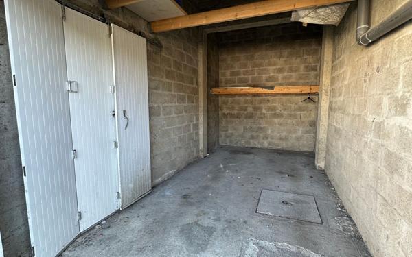 Stationnement à vendre    Brest