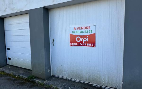 Stationnement à vendre    Brest