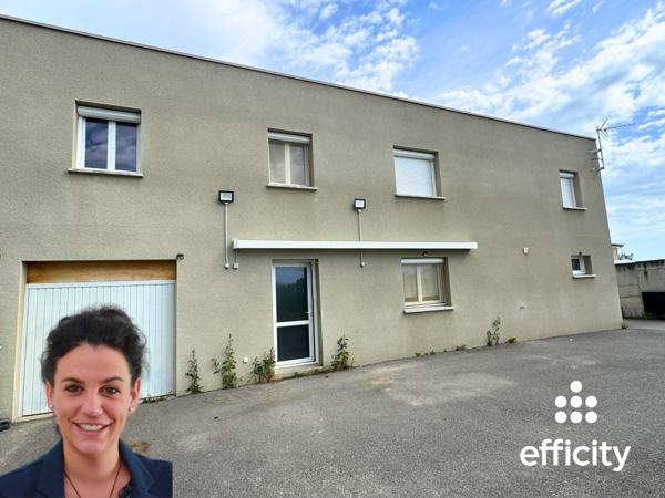 Local Commercial
        
        - 500 m² Exclusivité 495 000 € *