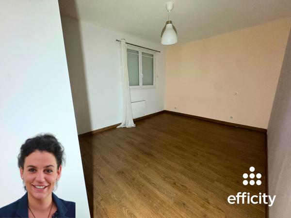 Local Commercial
        
        - 500 m² Exclusivité 495 000 € *