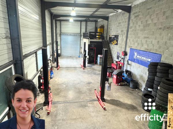 Local Commercial
        
        - 500 m² Exclusivité 495 000 € *
