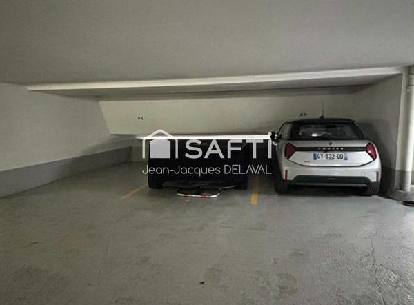 Parking sécurisé 15 m²