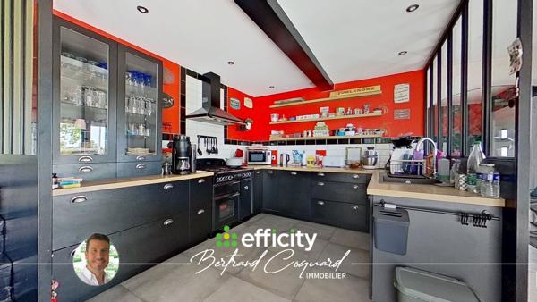 Local Commercial
         6 pièces
        - 550 m² Exclusivité 370 000 € *