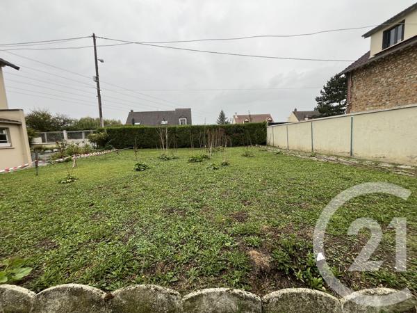 Terrain à vendre  690 m2 BEAUMONT SUR OISE - 95