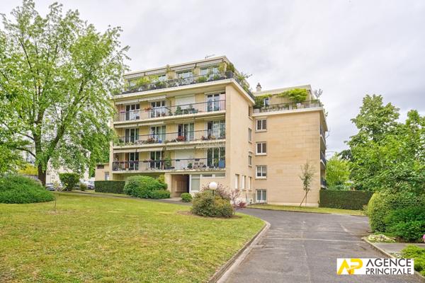Appartement Maisons Laffitte 5 pièce(s) 103 m2 €655 000 ** - Référence 4470