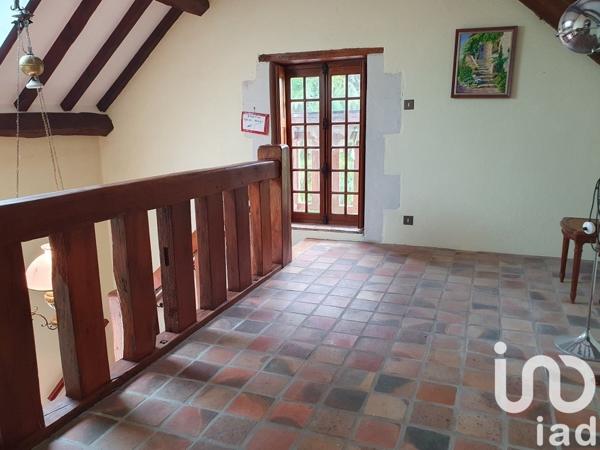 Longère 6 pièces de 163 m² à Saint-Georges-sur-Cher (41400)