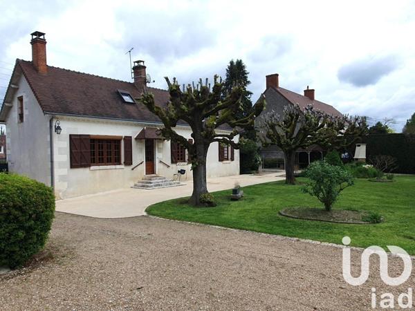 Longère 6 pièces de 163 m² à Saint-Georges-sur-Cher (41400)