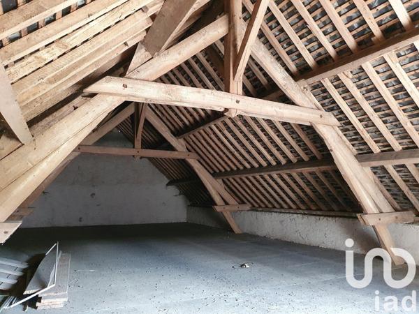 Longère 6 pièces de 163 m² à Saint-Georges-sur-Cher (41400)