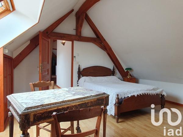 Longère 6 pièces de 163 m² à Saint-Georges-sur-Cher (41400)