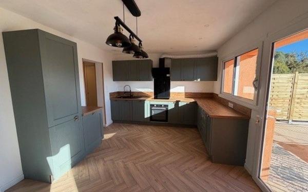 Appartement à louer    3 pièces •  Carros