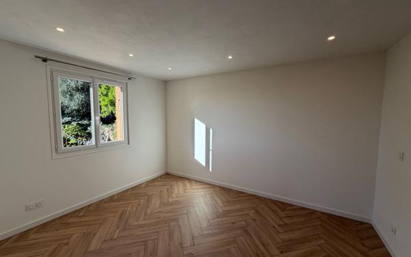 Appartement à louer    3 pièces •  Carros