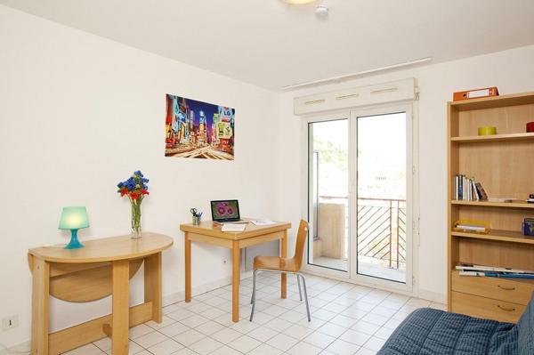 INVESTISSEMENT LOCATIF – Nice – Résidence Étudiante Les Estudines Nice Méditerranée - 5,16% de rentabilité