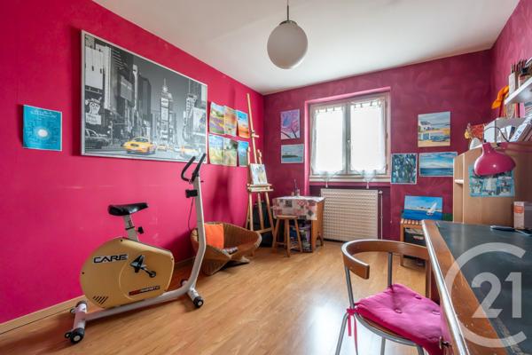 Maison à vendre  8 pièces - 167,64 m2 ST MAUR DES FOSSES - 94