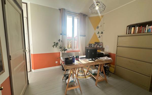 Maison à vendre    5 pièces • 125 m2 Saintes