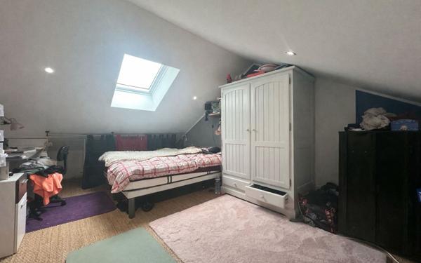 Maison à vendre    5 pièces • 125 m2 Saintes