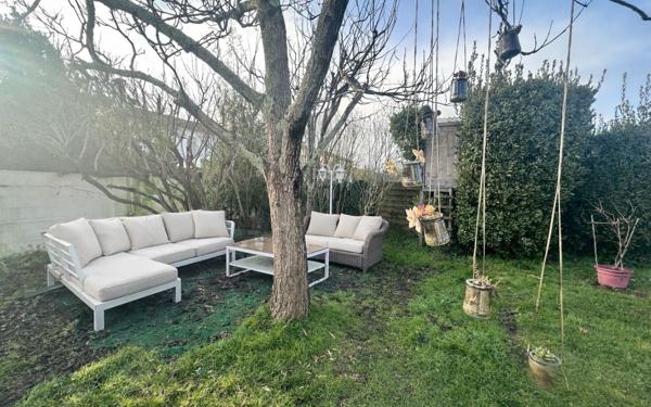 Maison à vendre    5 pièces • 125 m2 Saintes