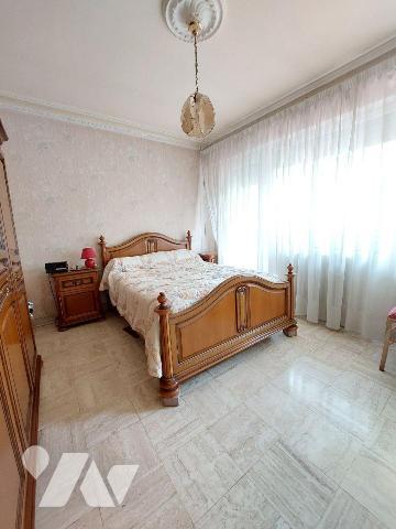 A VENDRE RENNES (35)  Sur la route qui mène à Vezin le Coquet et St Brieuc  Maison de 1970 de 1...