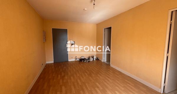 À vendre Studio 29.7 m² - Blois 41000