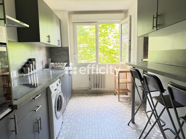 Appartement
         4 pièces
        - 92 m² 135 500 € *