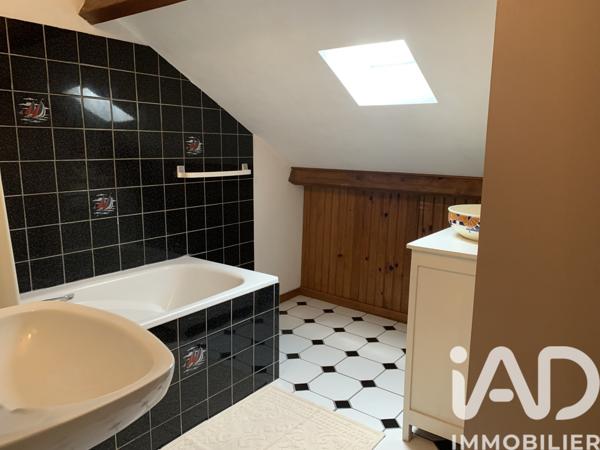 Maison à vendre 4 pièces 97 m² Villeneuve-la-Guyard
