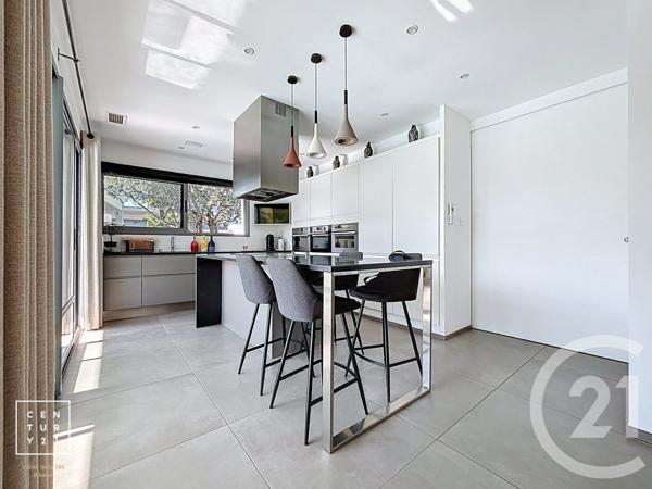 Maison à vendre  5 pièces - 180 m2 ST FELIU D AVALL - 66