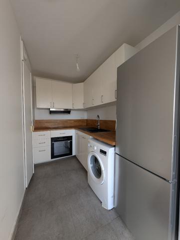 MAISONS-LAFFITTE - Studio de 36 M² avec Terrasse de 10M² - Cave et Parking extérieur , Maisons laffitte MAISONS-LAFFITTE - Studio de 36 M² avec Terrasse de 10M² - Cave et Parking extérieur , Maisons laffitte