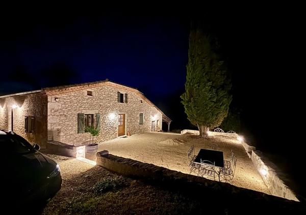 Mauvezin (32120) Maison de caractère en pierre — 152 m² de douceur de vivre et lumière.