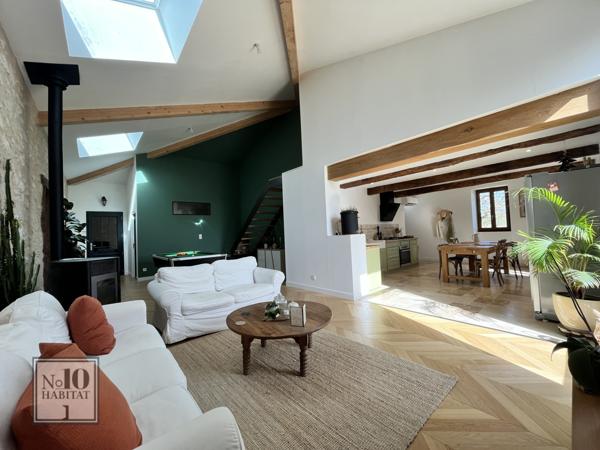 Mauvezin (32120) Maison de caractère en pierre — 152 m² de douceur de vivre et lumière.