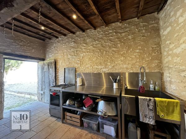 Mauvezin (32120) Maison de caractère en pierre — 152 m² de douceur de vivre et lumière.