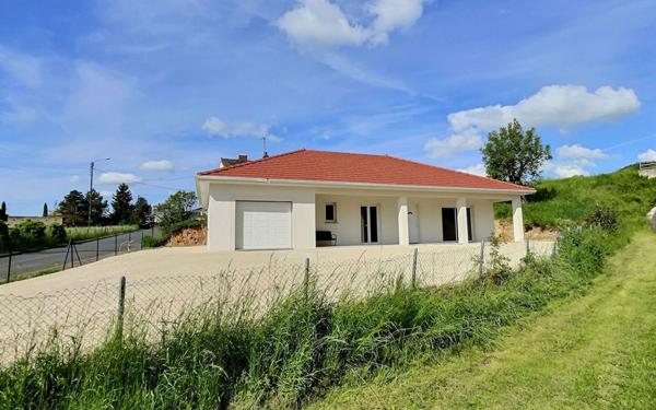 Maison à vendre    4 pièces •  Écuisses