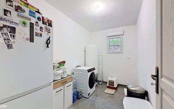 Maison à vendre    4 pièces •  Écuisses