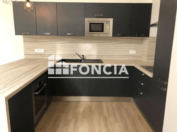 Location Appartement 3 pièces 67.3 m² - 10 RUE GOIOT Reims 51100