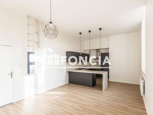 Location Appartement 3 pièces 67.3 m² - 10 RUE GOIOT Reims 51100